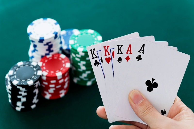 Kinh nghiệm đánh poker